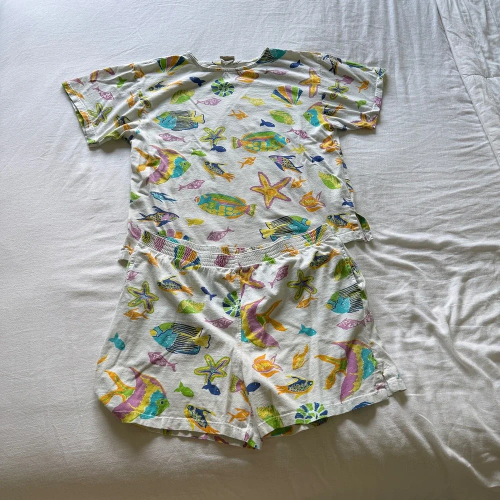 80's Cotton Connection Tropical Fish Set White Short Sleeve Shorts Womens M